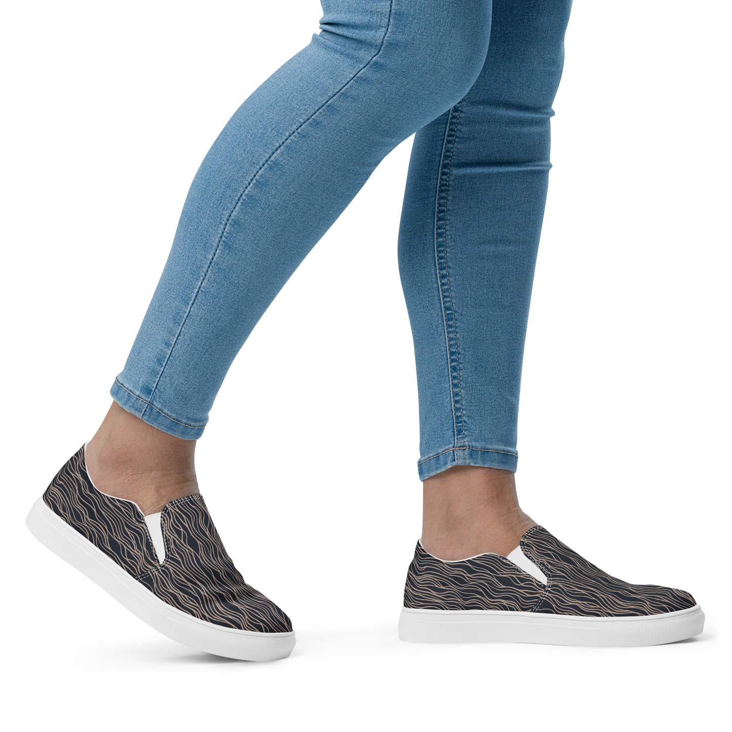 Women's "Wavlyn" laceless canvas tennis shoes